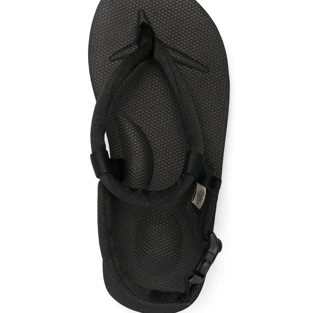 Шлепанцы на рифленой подошве