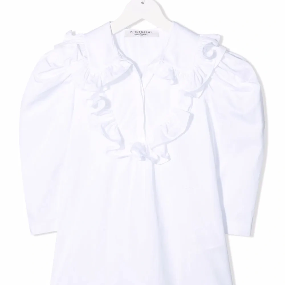 Платье с оборками