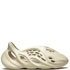 Кроссовки YEEZY Foam Runner Sand