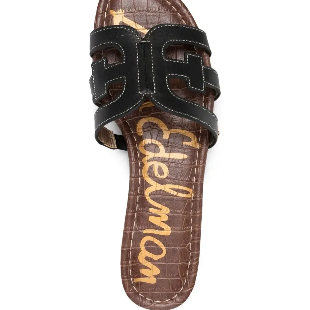 Сандалии с вырезами