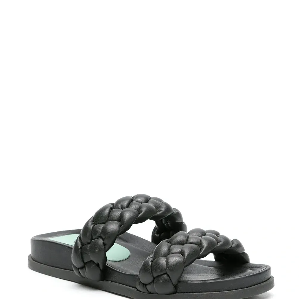 Сандалии с плетеными ремешками