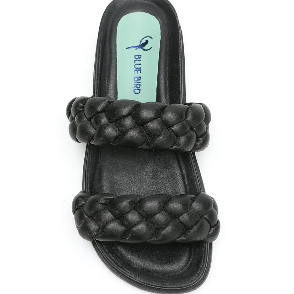 Сандалии с плетеными ремешками