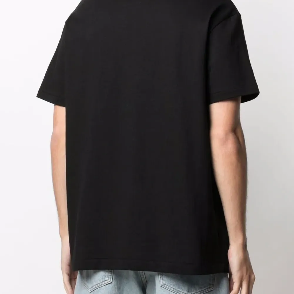 Футболка с вышитым логотипом Футболка с вышитым логотипом