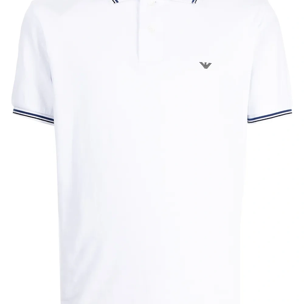 Рубашка поло с вышитым логотипом