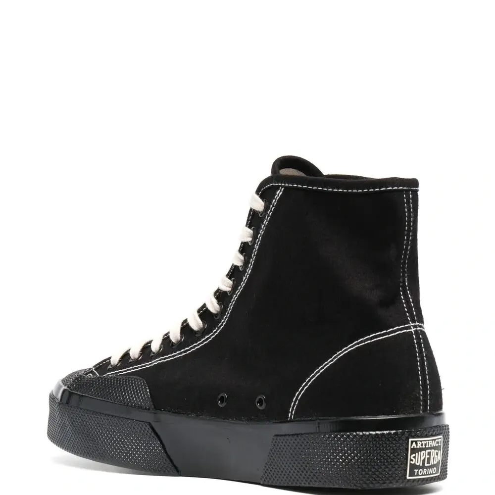 высокие кеды на шнуровке