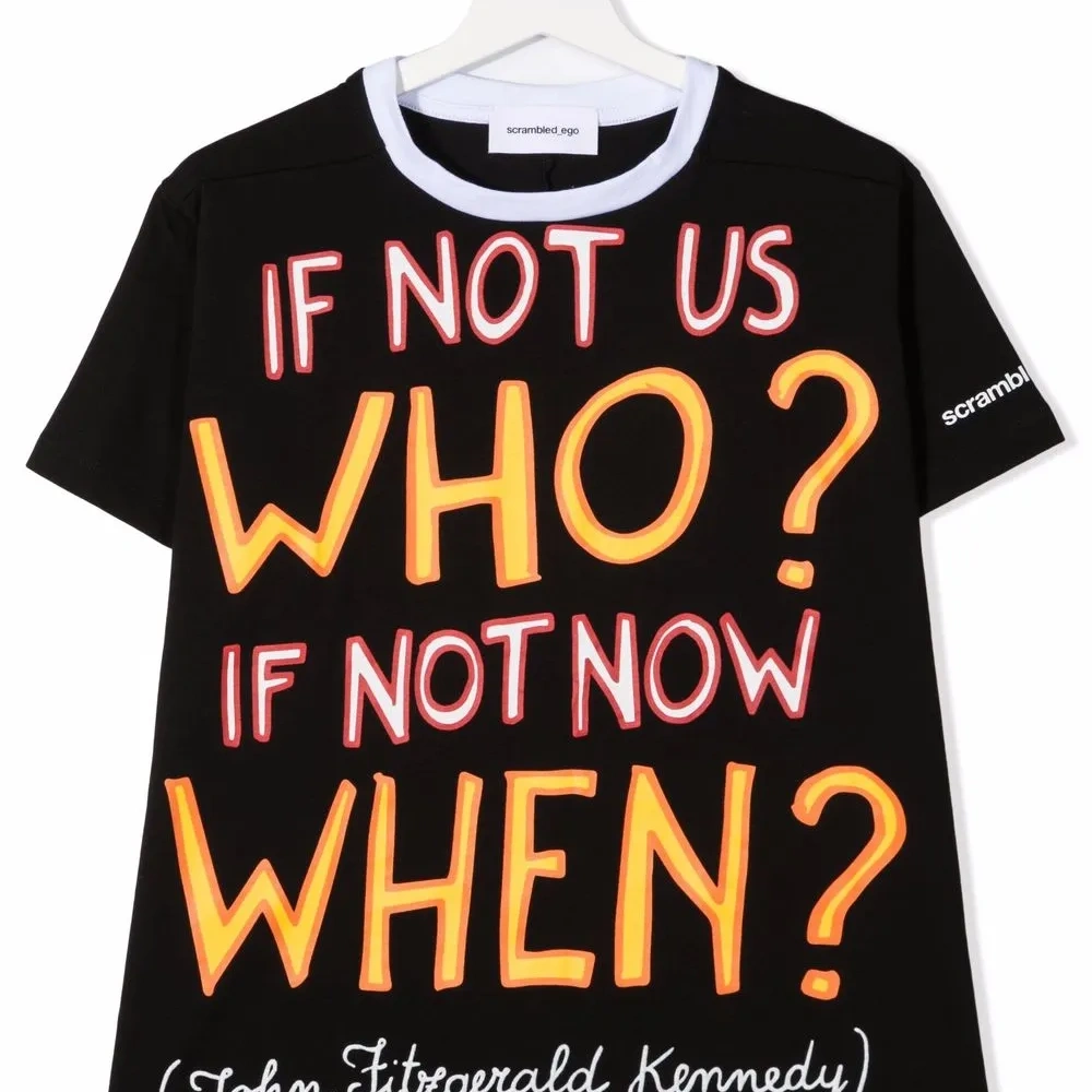 Футболка с надписью