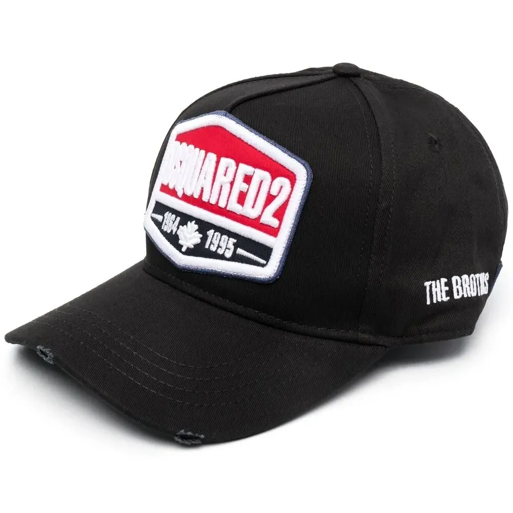 Бейсболка с вышитым логотипом