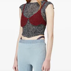 Вязаный топ с открытой спиной