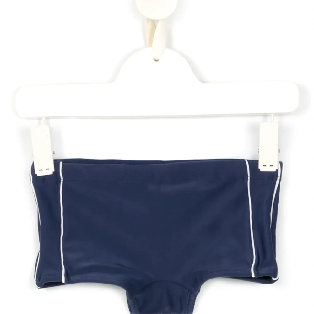 Плавки с декоративной строчкой Плавки с декоративной строчкой