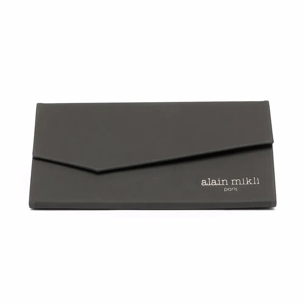 очки в квадратной оправе