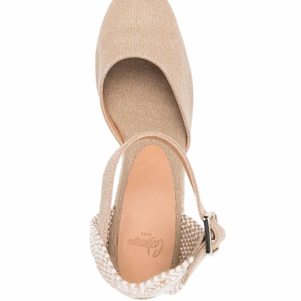 Эспадрильи Carol на танкетке