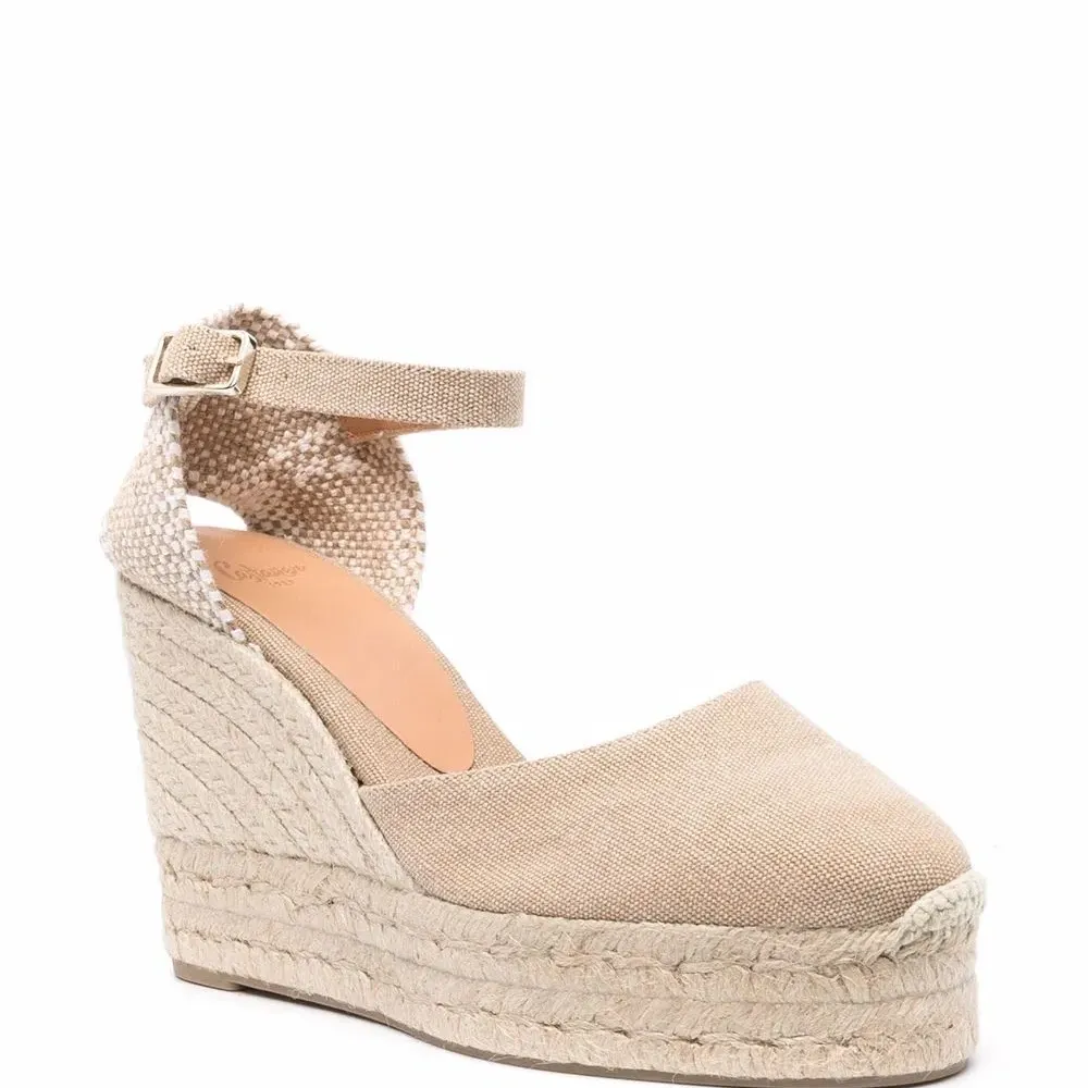 Эспадрильи Carol на танкетке