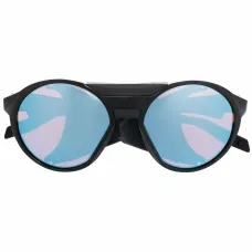 Солнцезащитные очки в круглой оправе