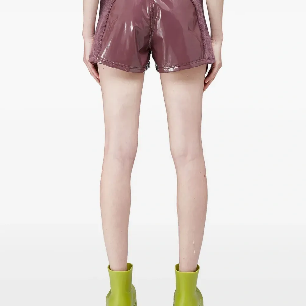 Шорты со вставками Шорты со вставками