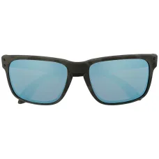 Солнцезащитные очки с зеркальными линзами