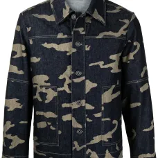 джинсовая куртка с камуфляжным принтом