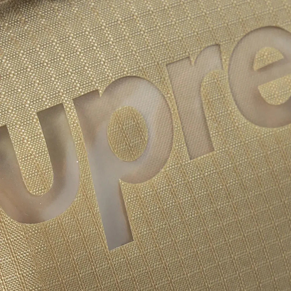 Поясная сумка с логотипом