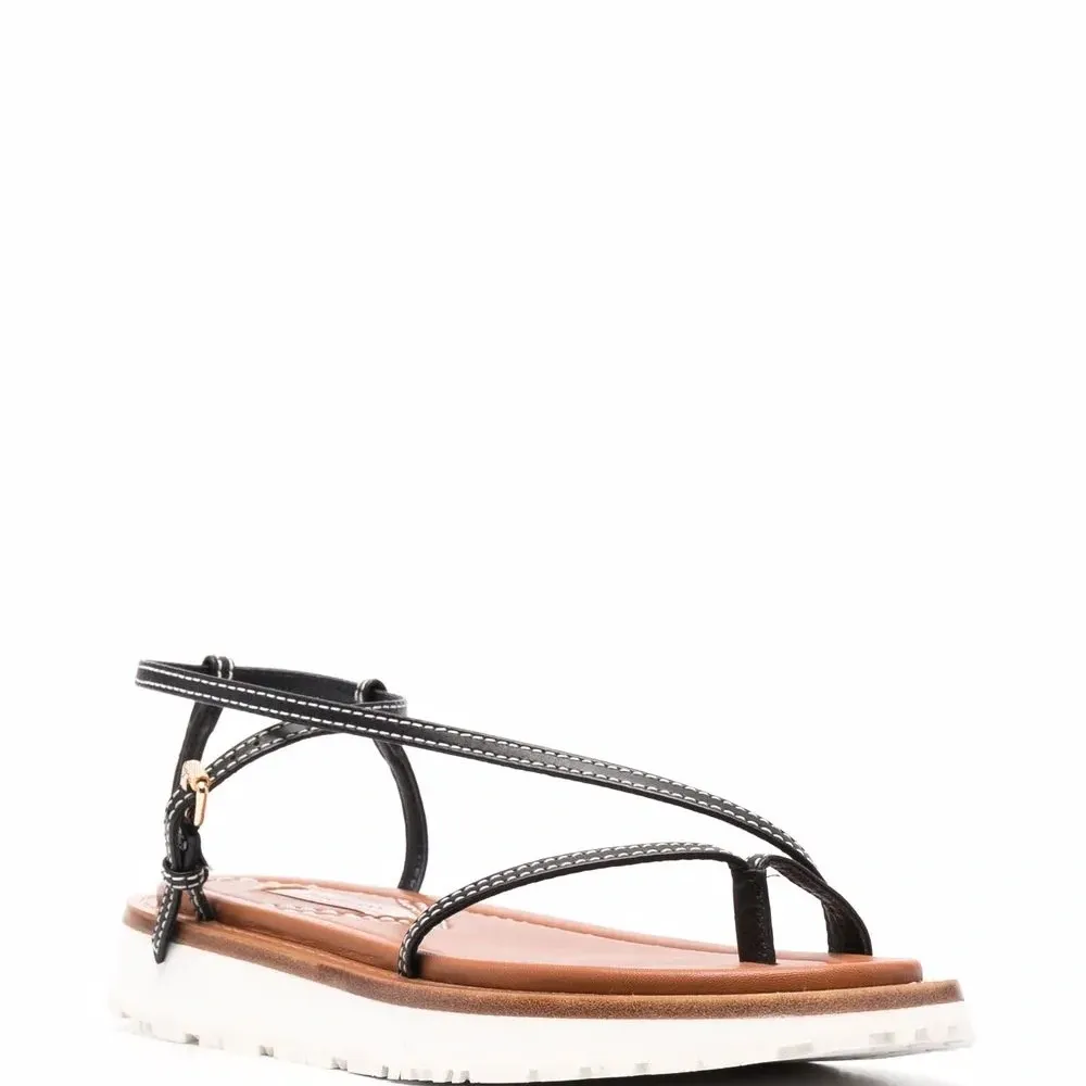 Сандалии с ремешками