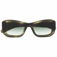 Солнцезащитные очки в массивной оправе