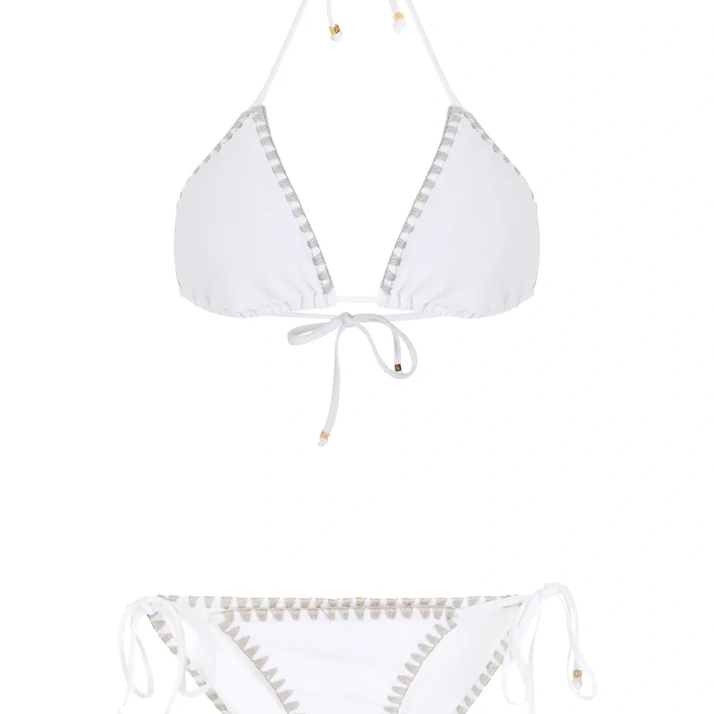 Бикини с декоративной строчкой