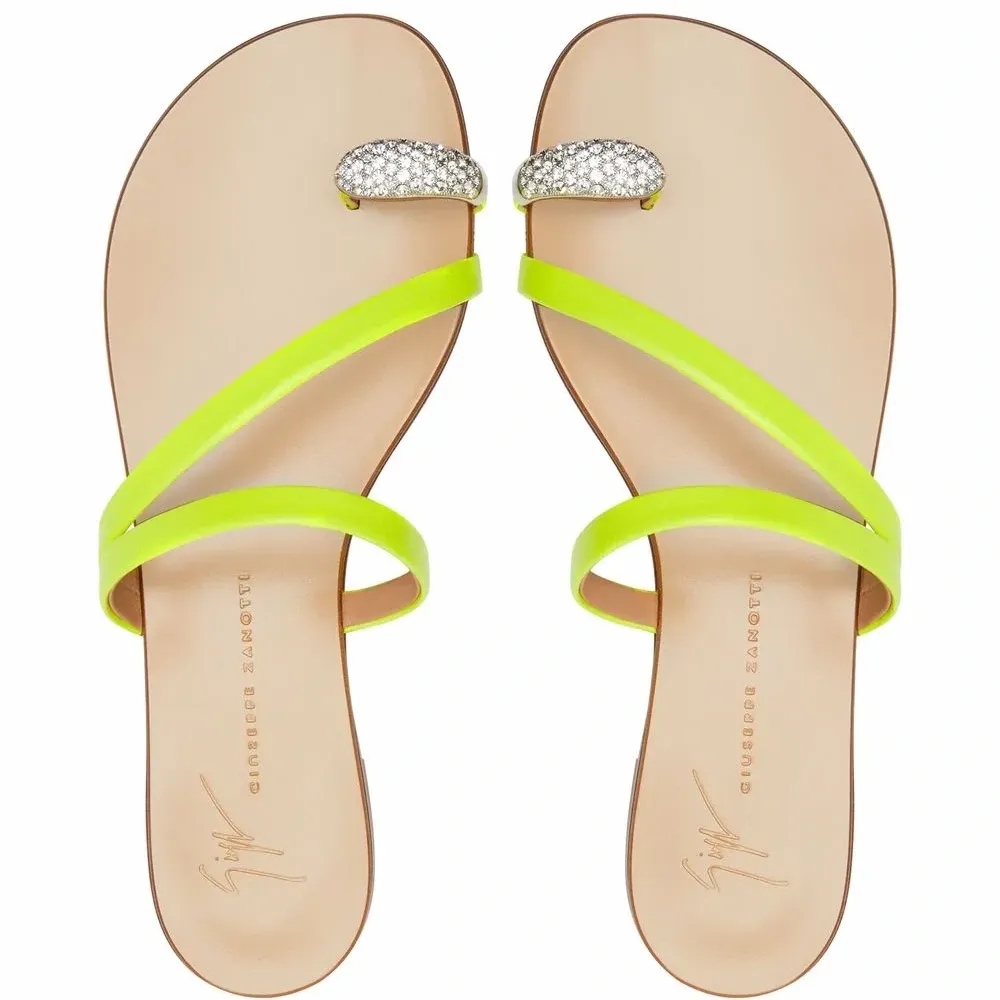 Сандалии Hillary с кристаллами