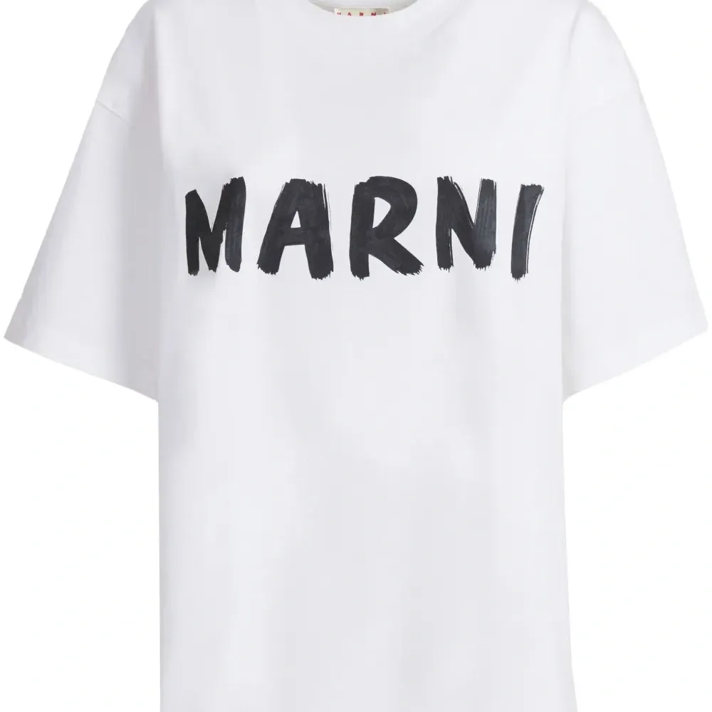 Футболка с логотипом