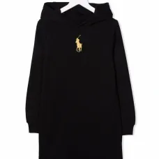 платье с вышитым логотипом