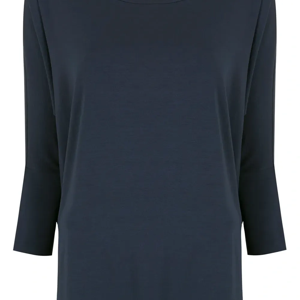 Футболка с длинными рукавами