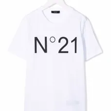 Футболка с логотипом