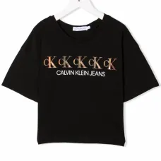 футболка с логотипом