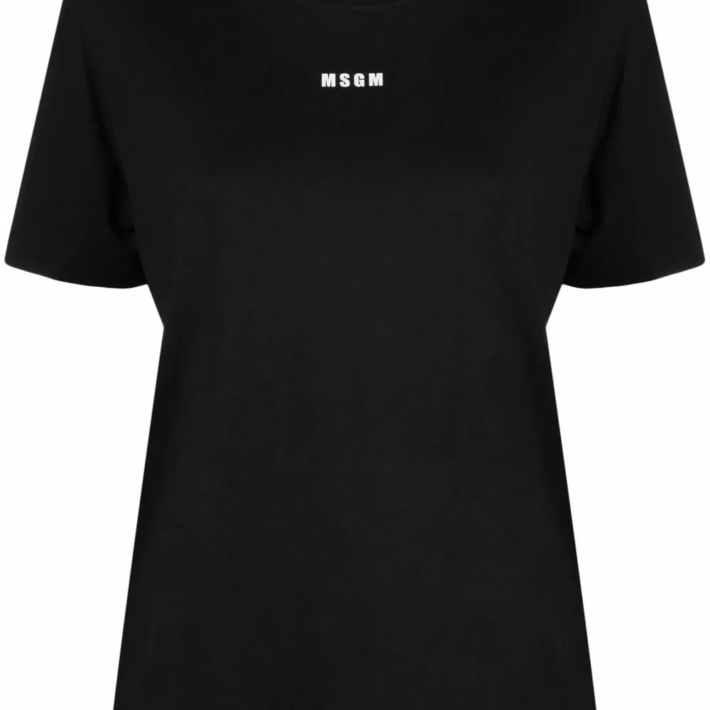 Футболка с логотипом