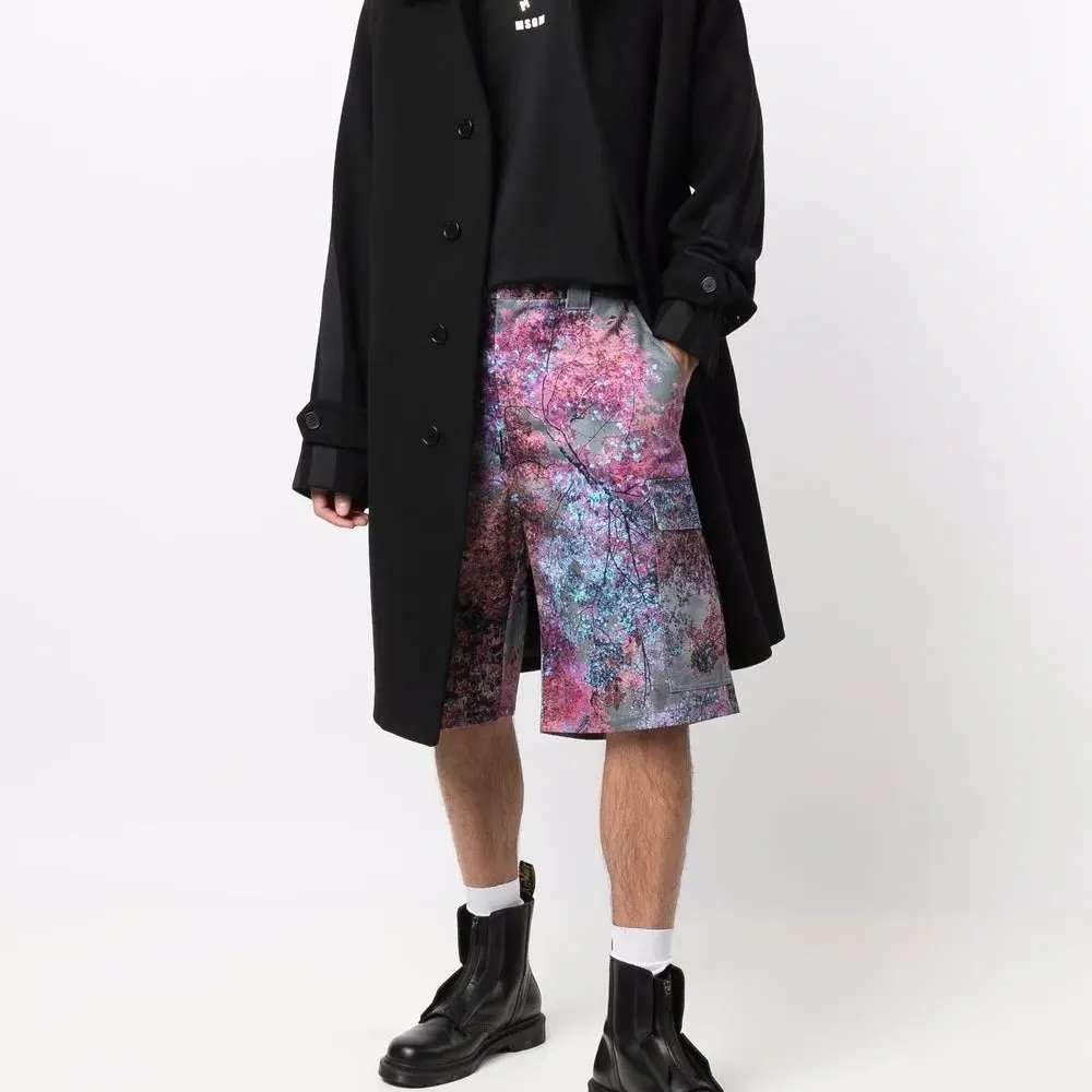 Футболка с логотипом