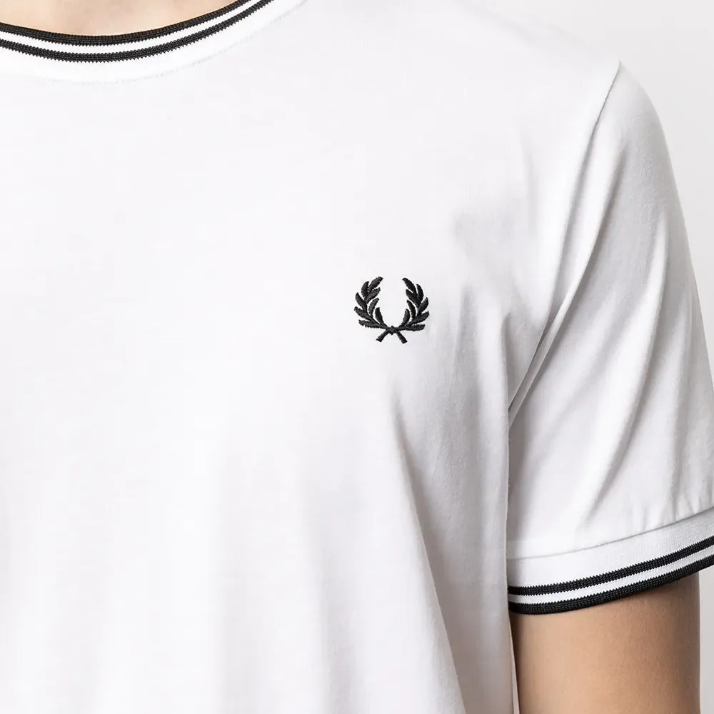 Футболка Twin Tipped