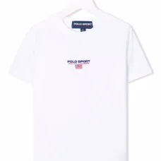 Футболка с вышитым логотипом