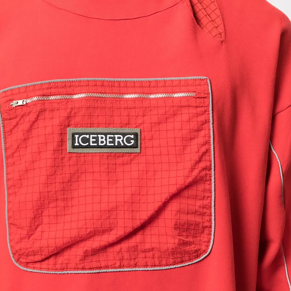 Толстовка с нашивкой-логотипом