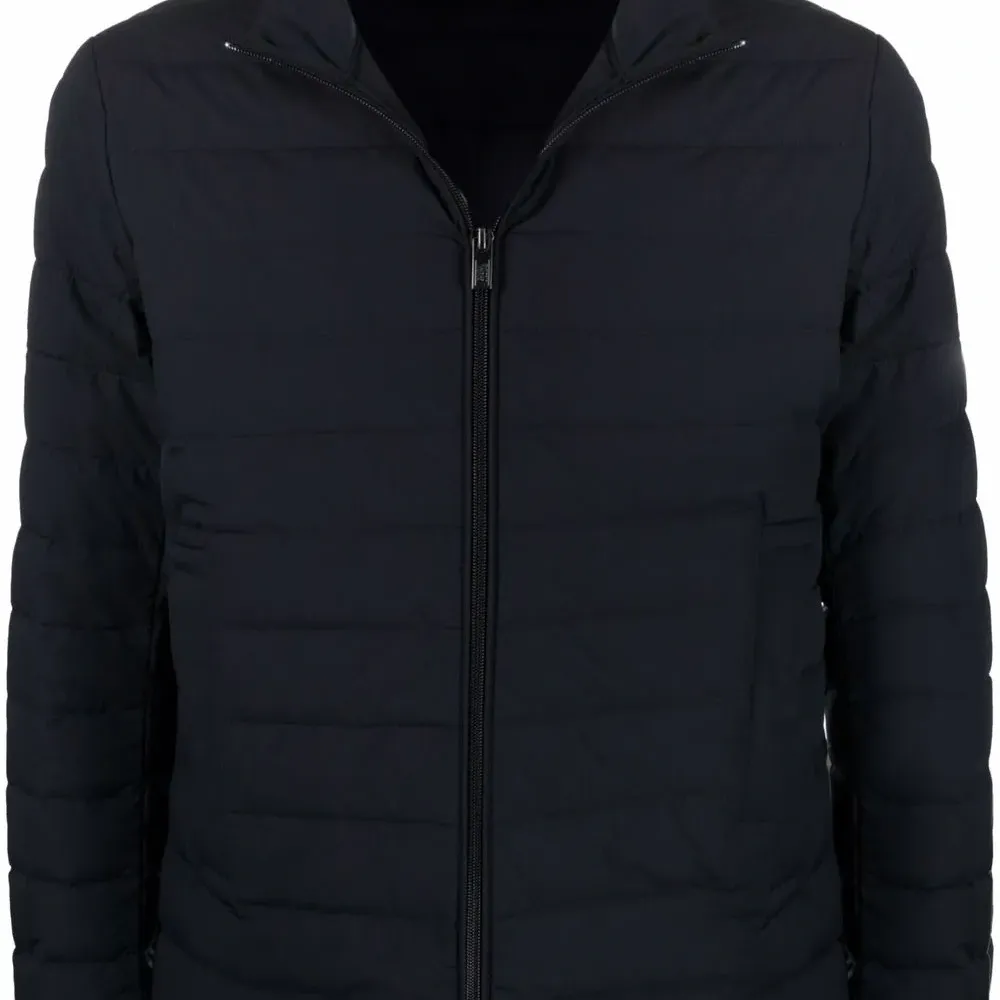 Пуховик с нашивкой-логотипом