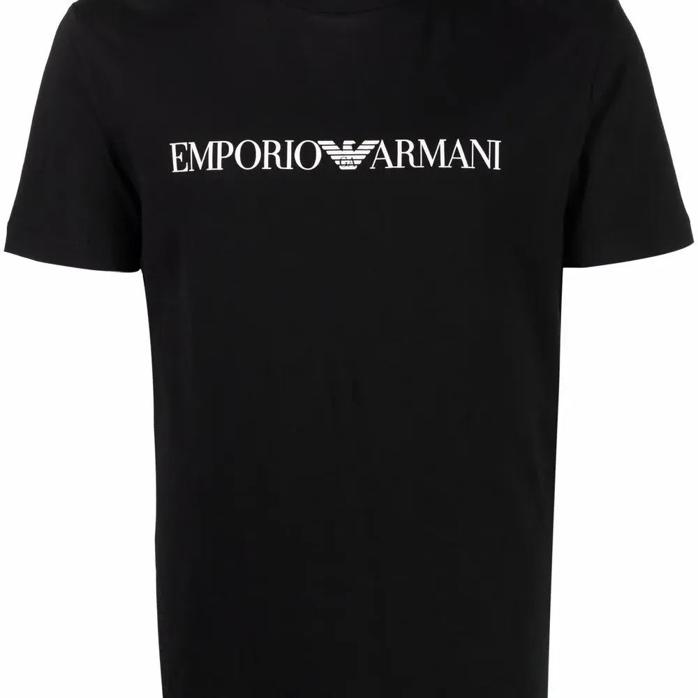 Футболка с логотипом