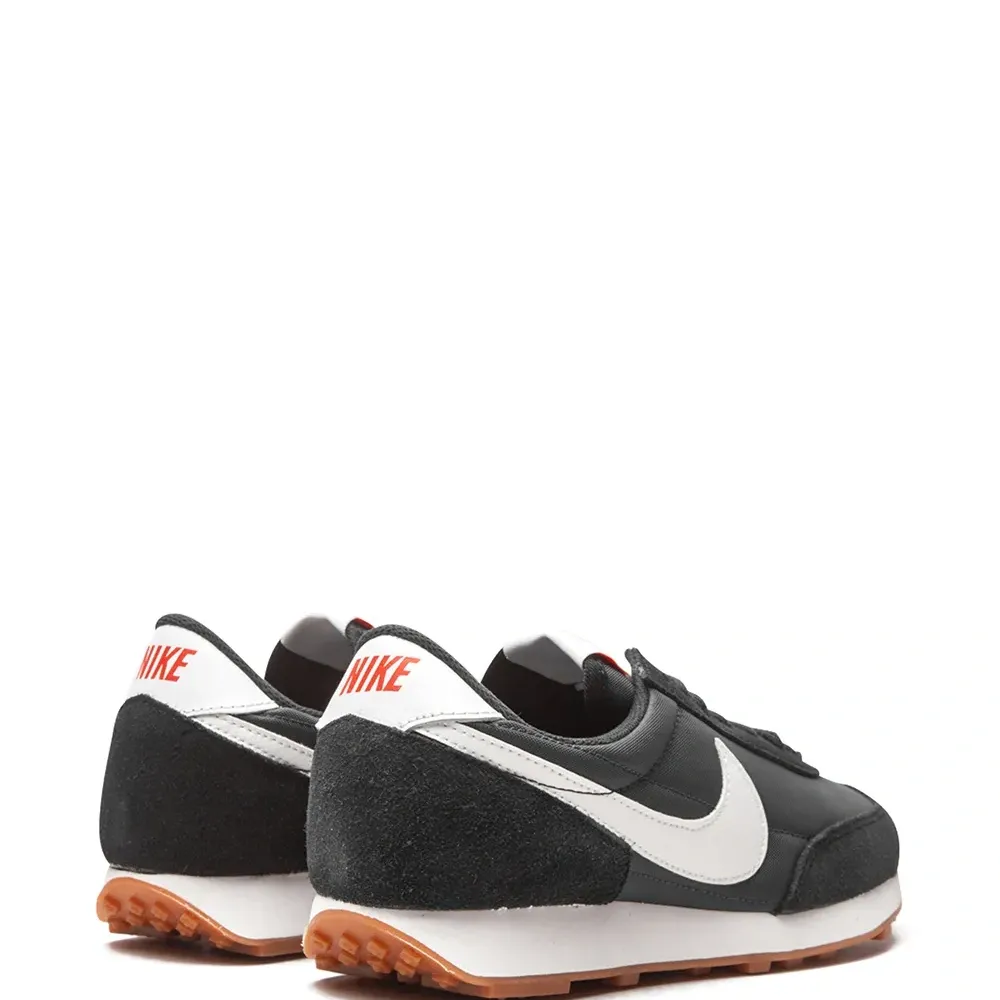 Кроссовки Daybreak