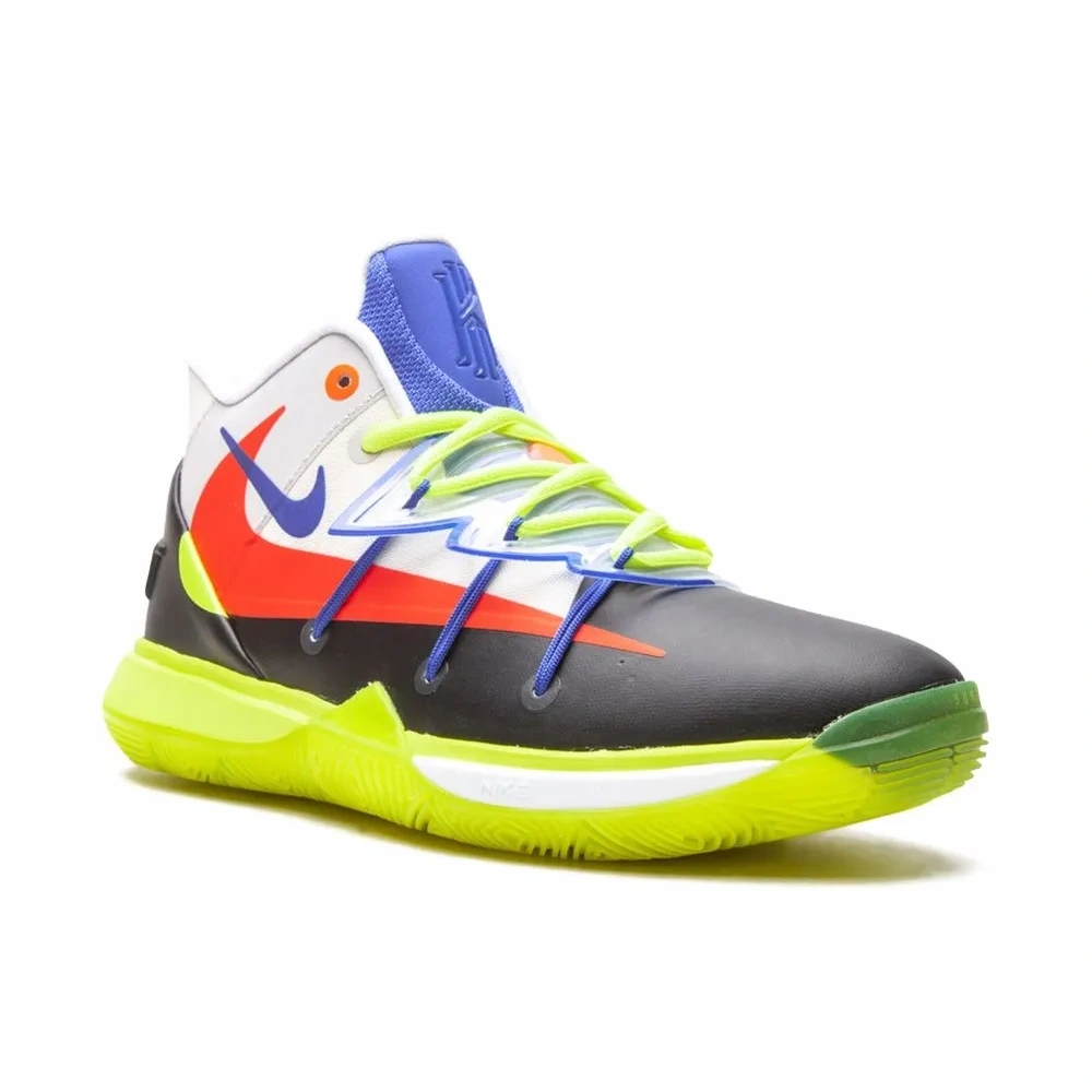 Кроссовки Kyrie 5 All Star из коллаборации с ROKIT