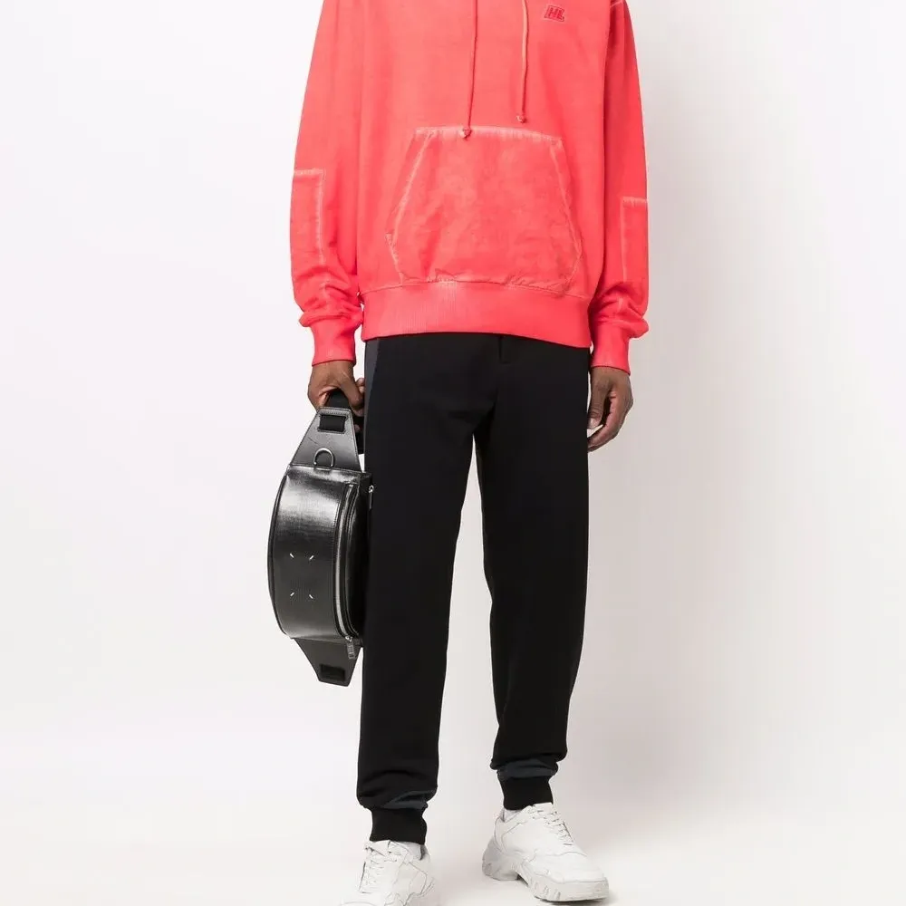 Худи с вышитым логотипом