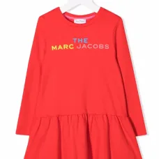 расклешенное платье с логотипом