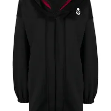 Куртка с капюшоном и логотипом