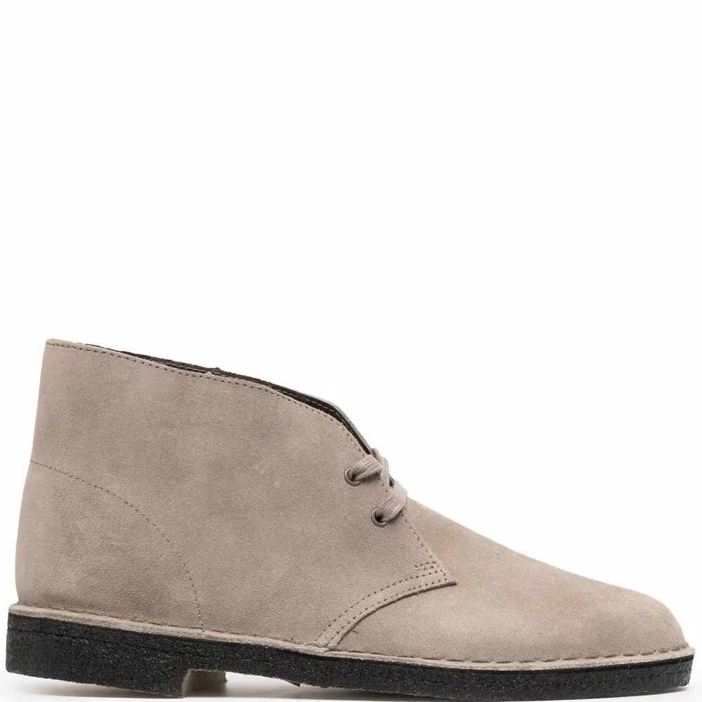 Ботинки на шнуровке