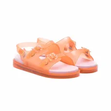 Сандалии с пряжками