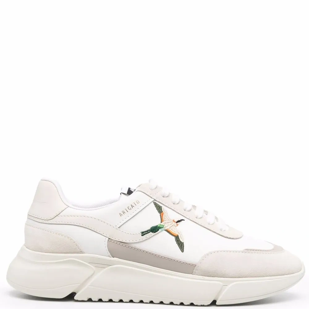 Кроссовки со вставками