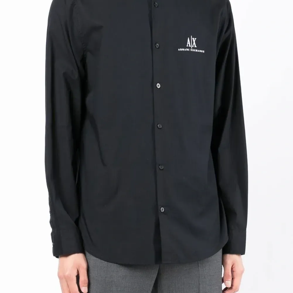 Рубашка с длинными рукавами и вышитым логотипом