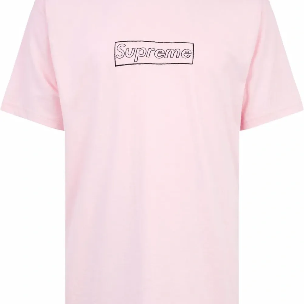 Футболка Chalk Logo из коллаборации с Kaws