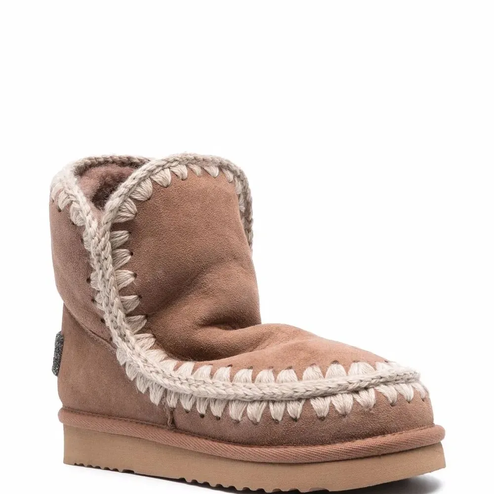 Декорированные угги