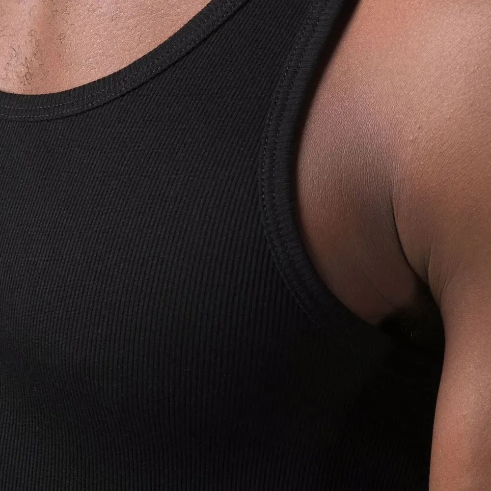 Топ без рукавов