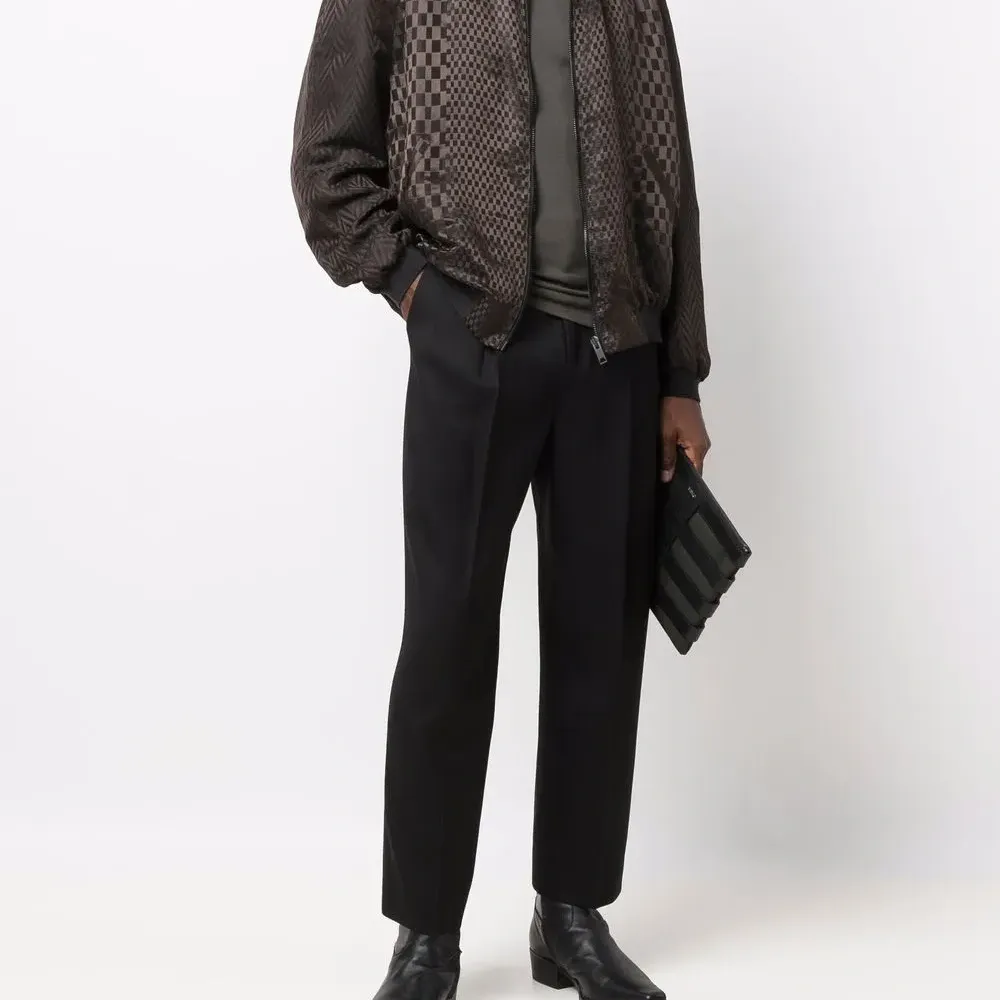 топ без рукавов